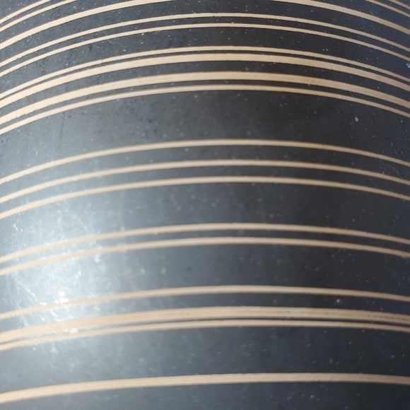 Vintage Pyrex TERRA Matte Black Brown Striped Round Mixing Bowl 401 1.5 Pint 60s - Picture 4 of 7